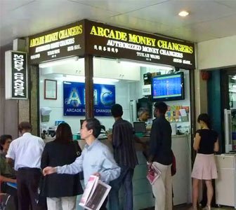 Dónde cambiar dinero en Singapur